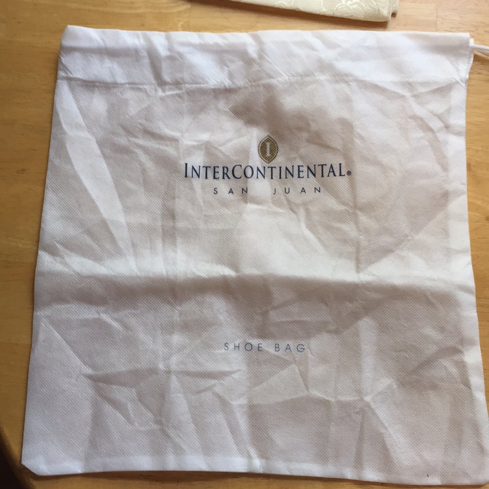 InterContinental 15x15” shoe bag